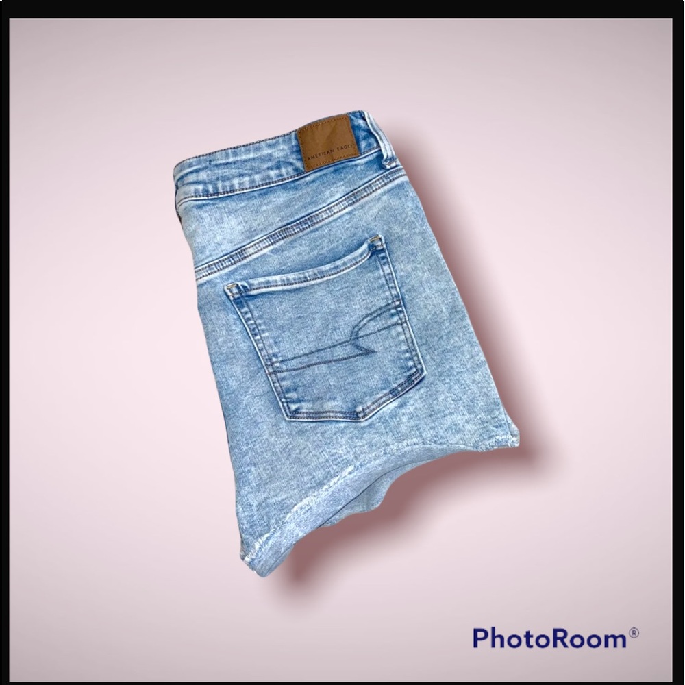 American Eagle hi rise jean shorts size 14